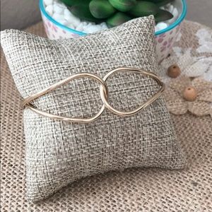 Premier Designs Infinite Bliss bracelet